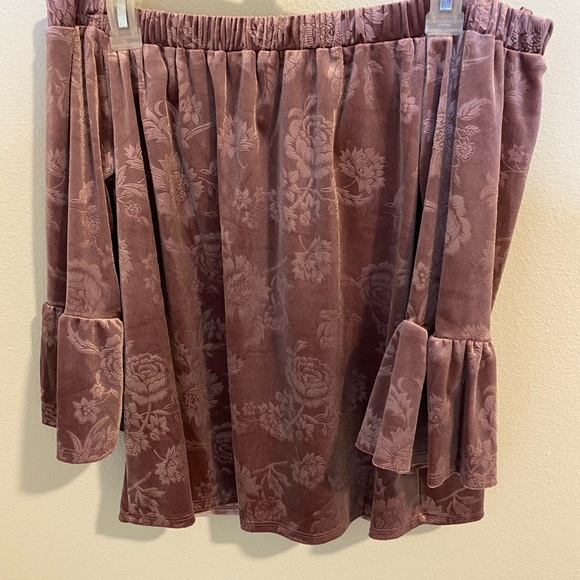 offTOPIC-🎀 - Picture 3 of 4